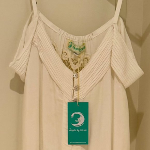 Off-Shoulder Maxi Dress - Angels by the Sea Hawaii - Picture 5 of 8